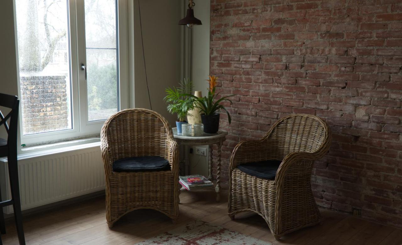 Bed And Breakfast Hans En Gridje Breda Bagian luar foto