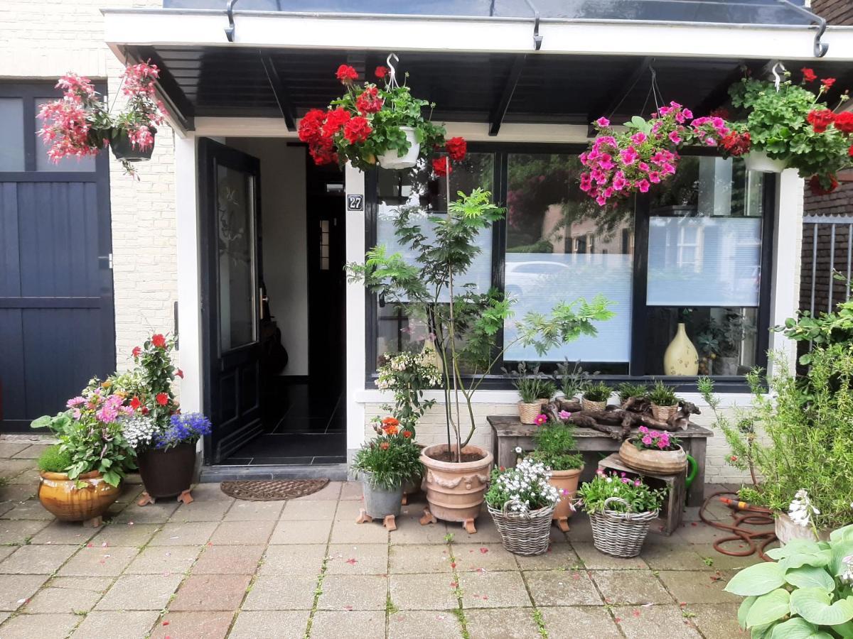 Bed And Breakfast Hans En Gridje Breda Bagian luar foto
